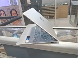 New Laptop HP Stream Notebook 16GB Intel Core I5 SSD 1T