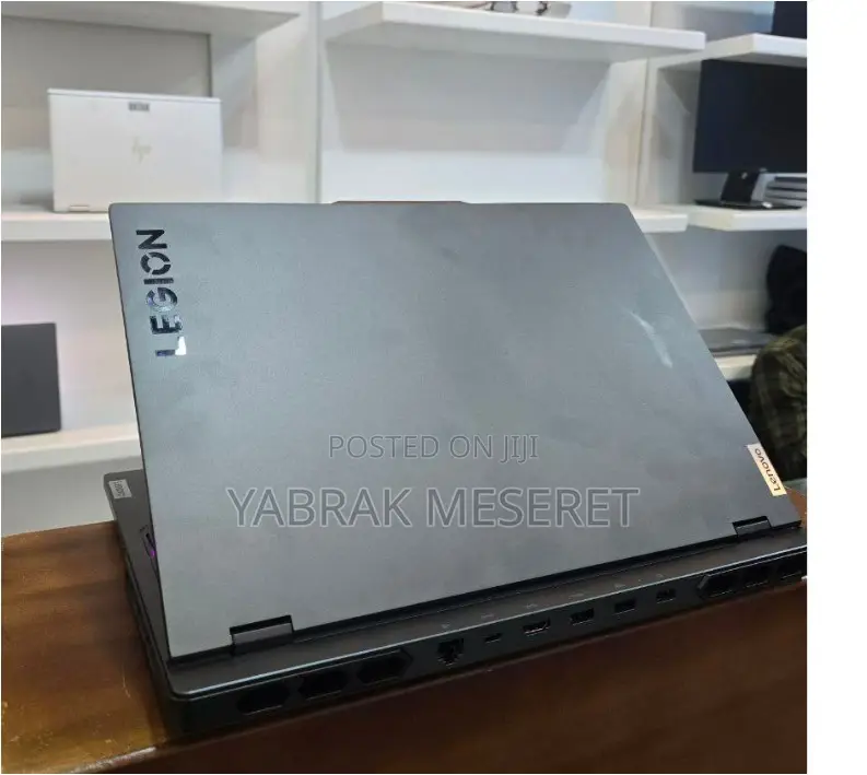 New Laptop Lenovo 16GB Intel Core I7 SSD 512GB