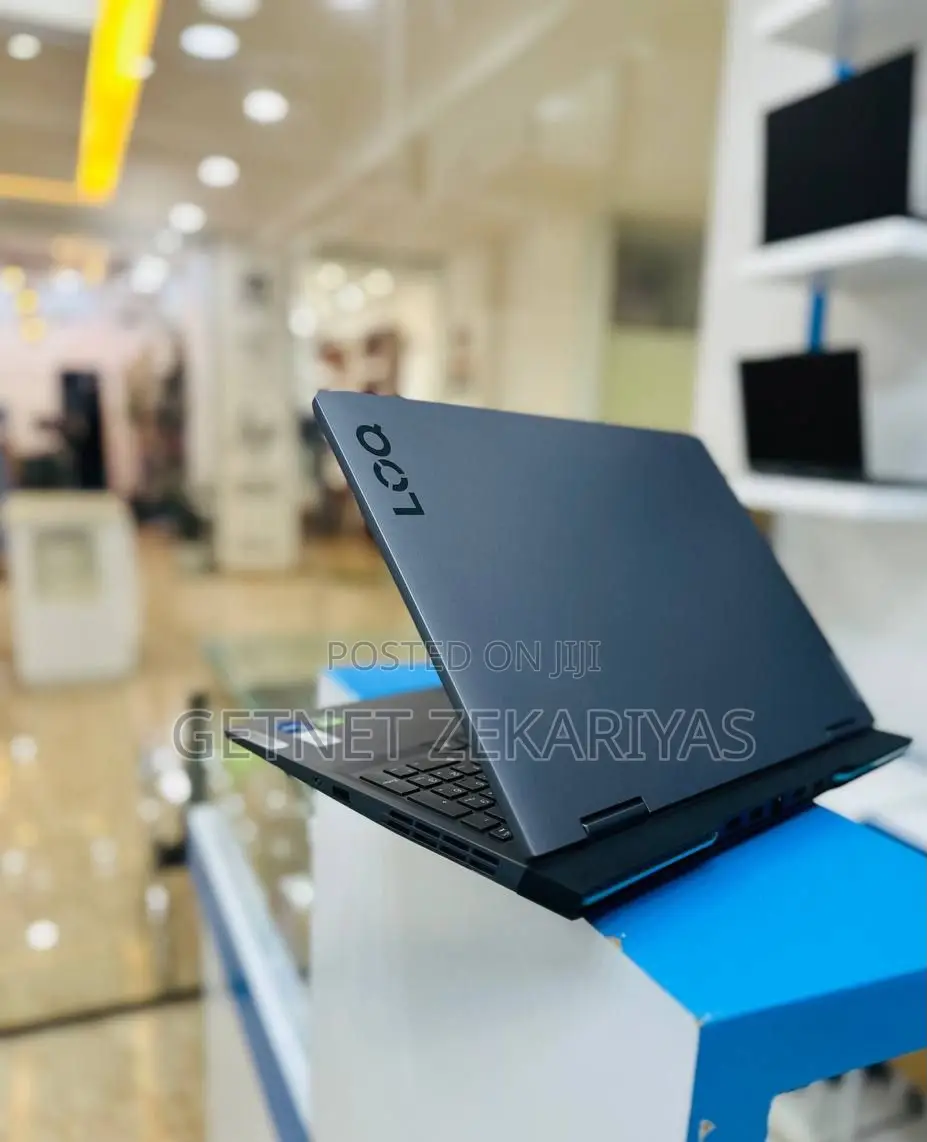 New Laptop Lenovo LOQ 15IRH8 16GB Intel Core I7 SSD 512GB