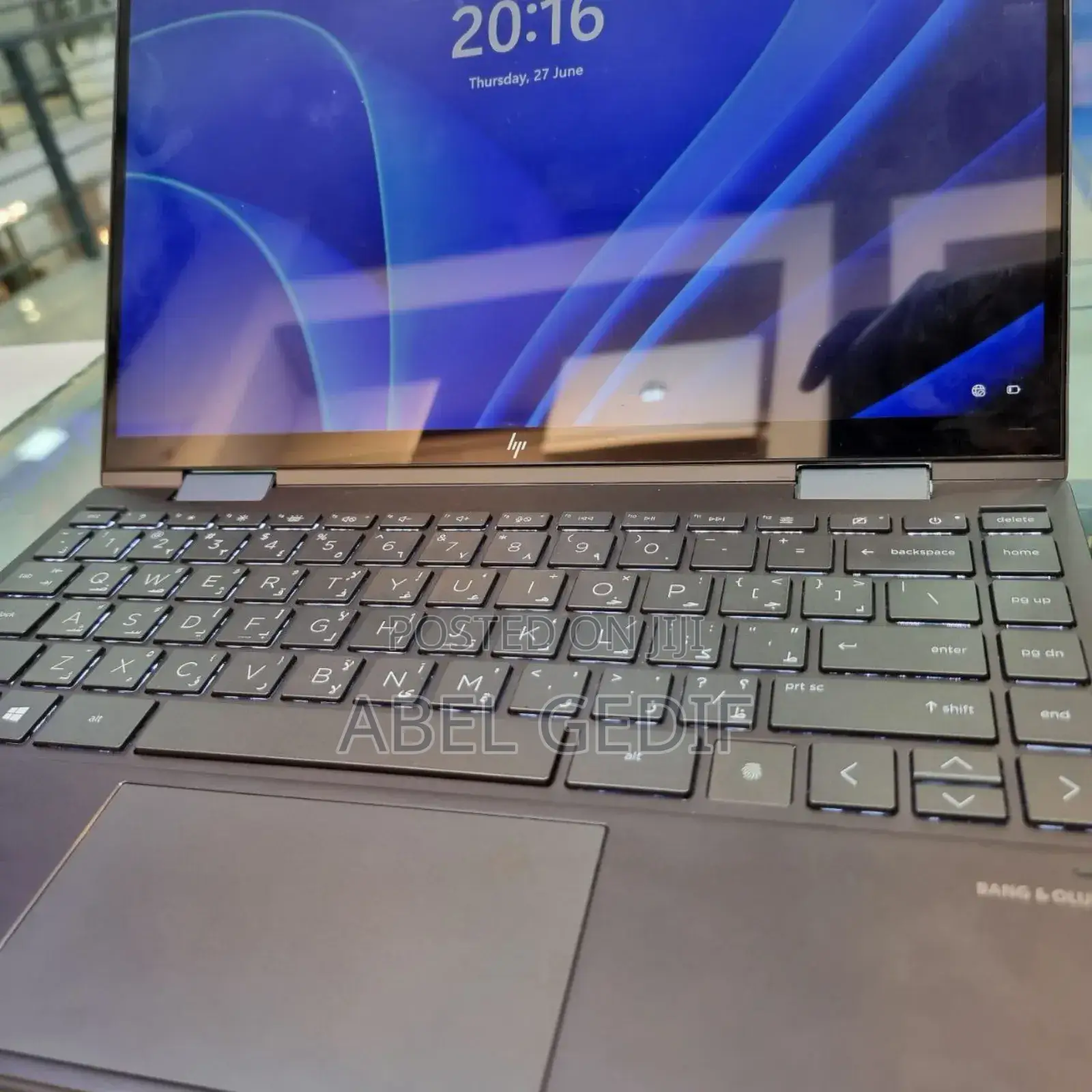 New Laptop HP Envy X360 8GB Intel Core I7 SSD 1T