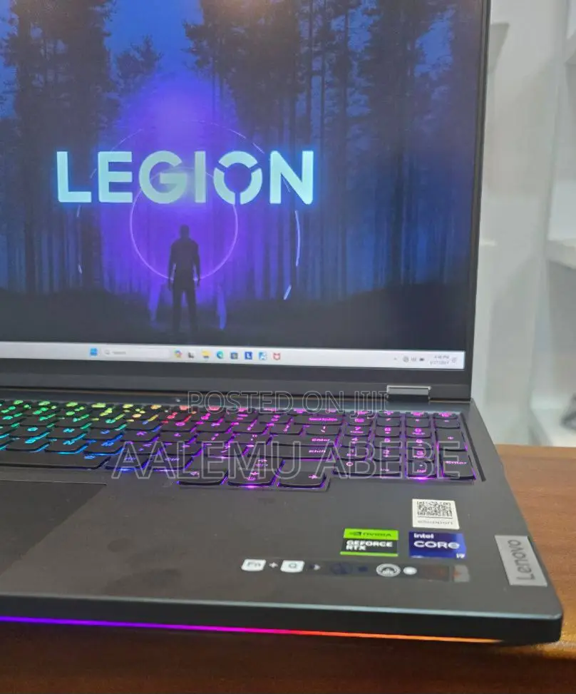 New Laptop Lenovo Legion 7 32GB Intel Core I9 SSD 1T