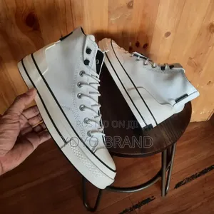 Photo - All Star Convrse Fashion Shoes