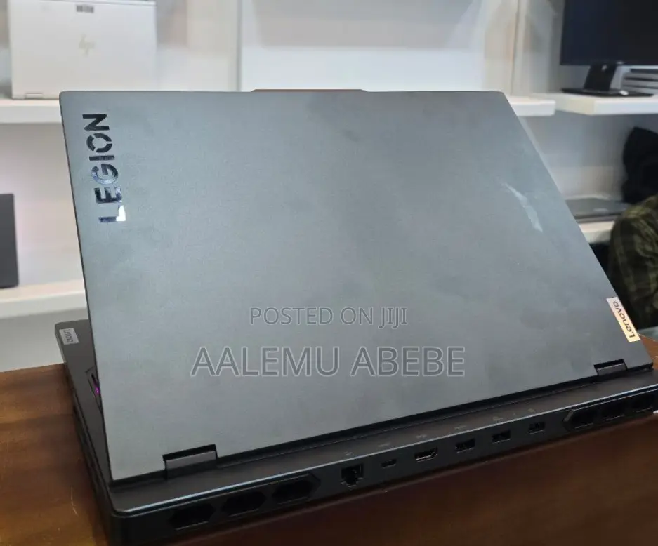 New Laptop Lenovo Legion 7 32GB Intel Core I9 SSD 1T