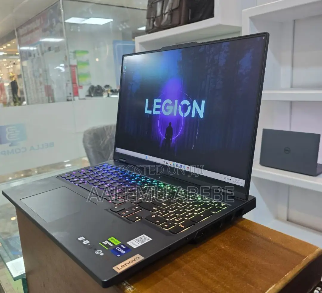 New Laptop Lenovo Legion 7 32GB Intel Core I9 SSD 1T