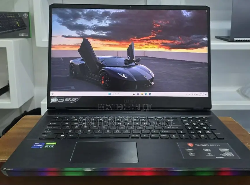 New Laptop MSI Raider GE76 12UGS 32GB Intel Core I9 SSD 2T