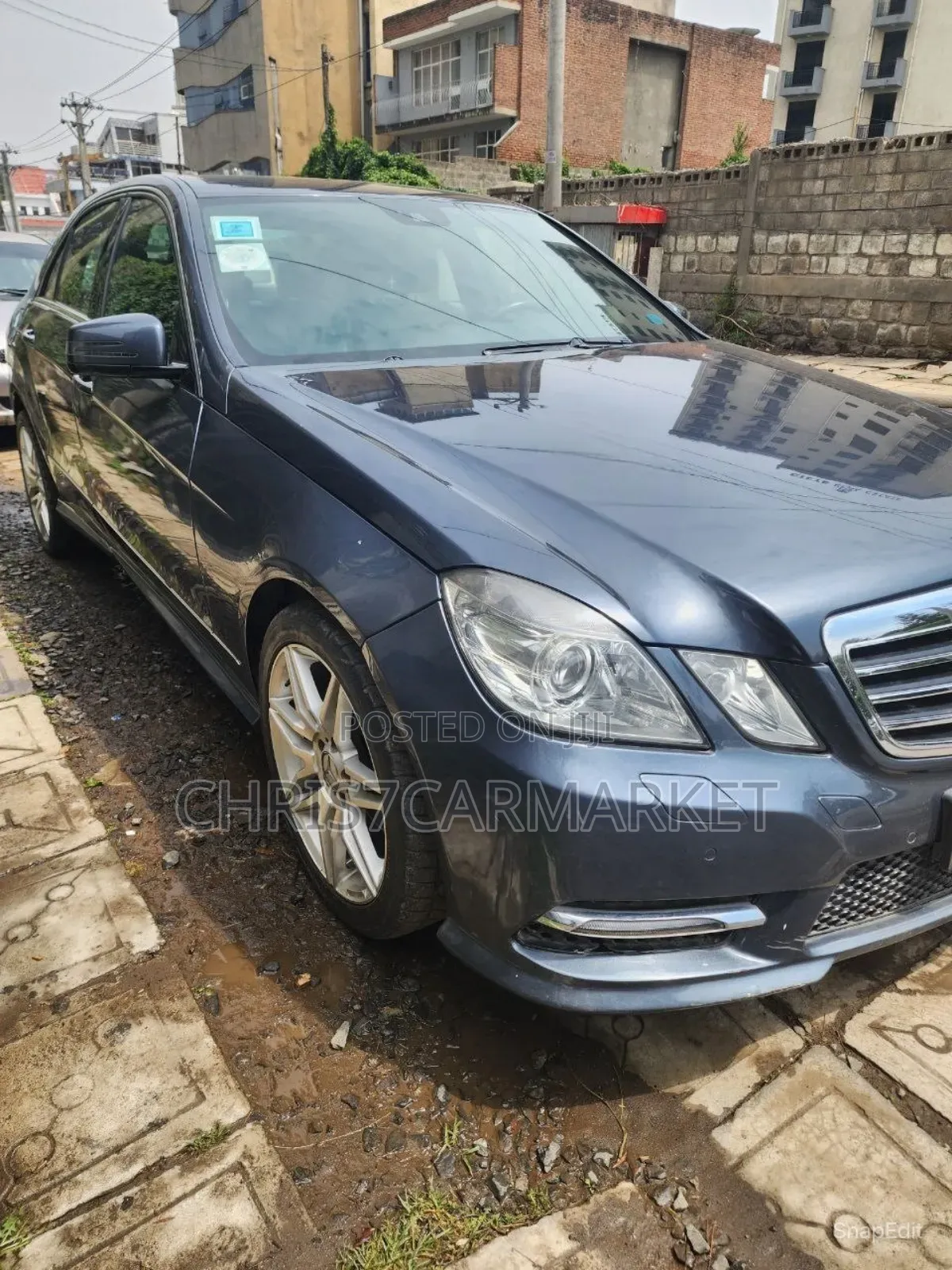 Mercedes-Benz E200 2014 Gray