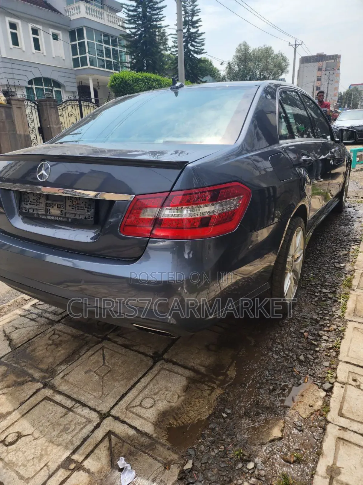 Mercedes-Benz E200 2014 Gray