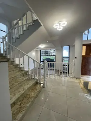 7bdrm House in Luxury House, Yeka for sale