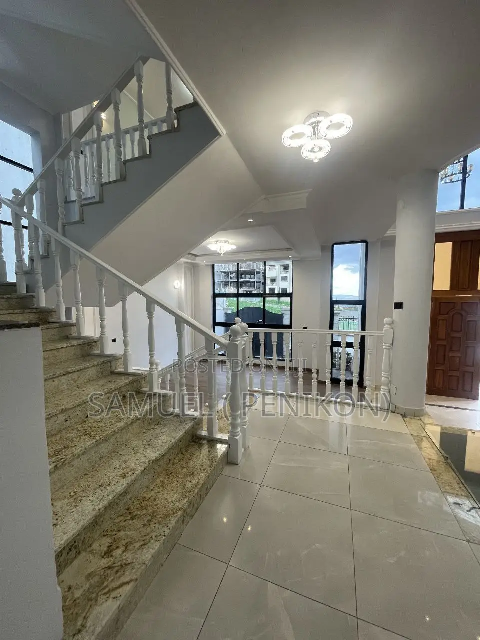 7bdrm House in Luxury House, Yeka for sale