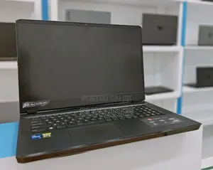 New Laptop MSI Raider GE76 12UGS 32GB Intel Core I9 SSD 1T