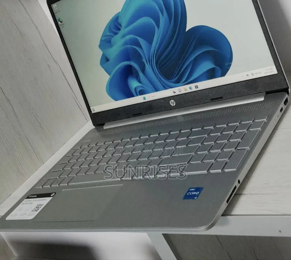 New Laptop HP Stream Notebook 8GB Intel Core I3 SSD 512GB