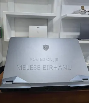 New Laptop MSI Raider GE76 12UGS 32GB Intel Core I9 SSD 2T