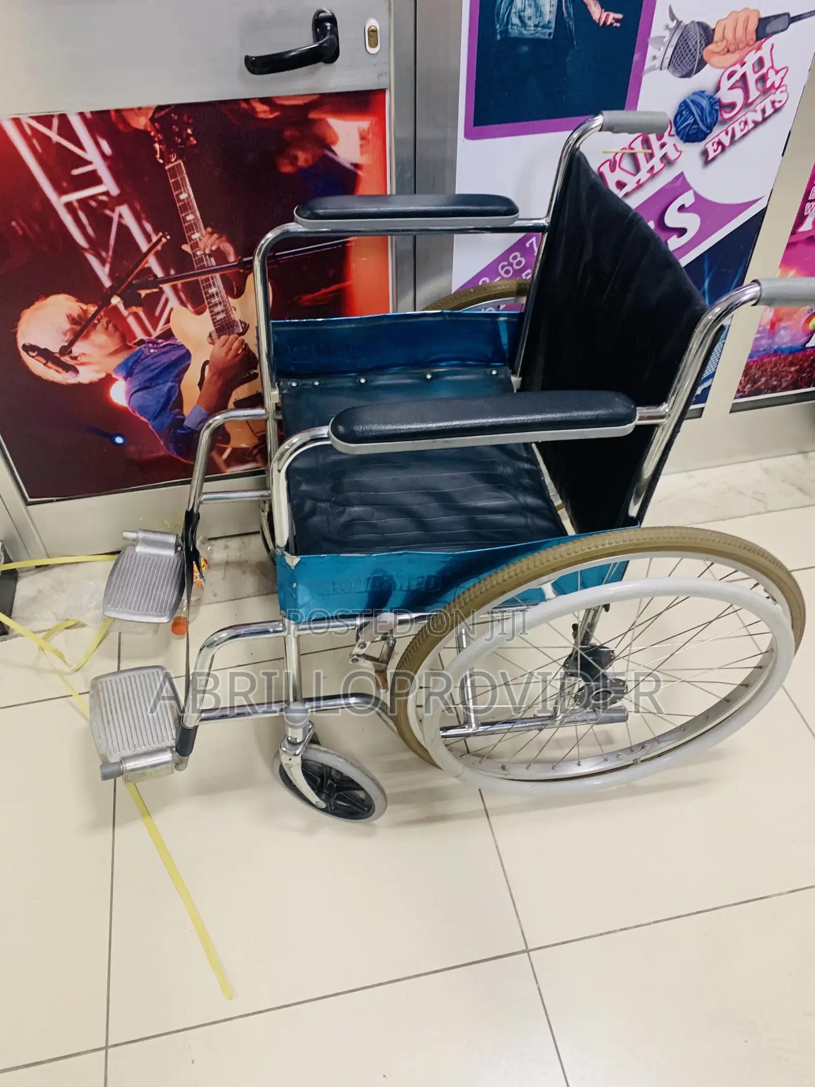 Wheelchair/:Wheelchair;(Second/Wheelchair/:Wheelchair/Wheel