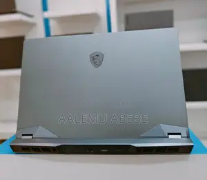 New Laptop MSI Raider GE76 12UGS 32GB Intel Core I9 SSD 2T