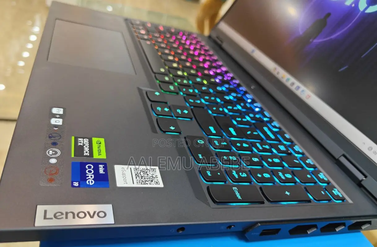 New Laptop Lenovo Legion 7 32GB Intel Core I9 SSD 1T