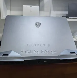 New Laptop MSI GE75 Raider 11UH 32GB Intel Core I9 SSD 2T