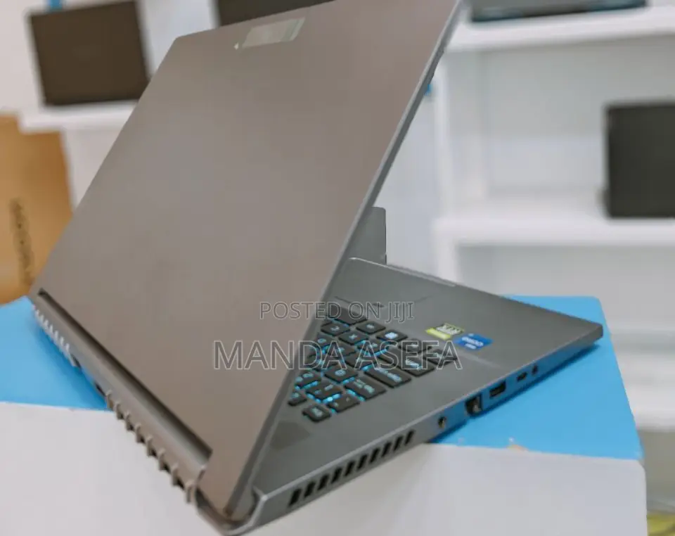 New Laptop Acer 16GB Intel Core I7 SSD 2T