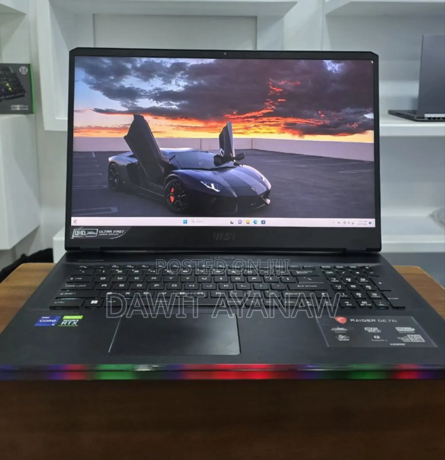 New Laptop MSI Raider GE76 12UGS 32GB Intel Core I9 SSD 2T