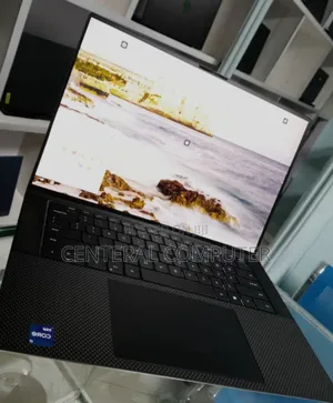 New Laptop Dell XPS 15-9570 16GB Intel Core I7 SSD 512GB