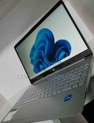 New Laptop HP Stream Notebook 8GB Intel Core I7 SSD 512GB