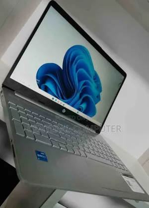 New Laptop HP Stream Notebook 8GB Intel Core I7 SSD 512GB