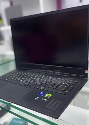 New Laptop HP Omen 17 16GB Intel Core I9 SSD 2T