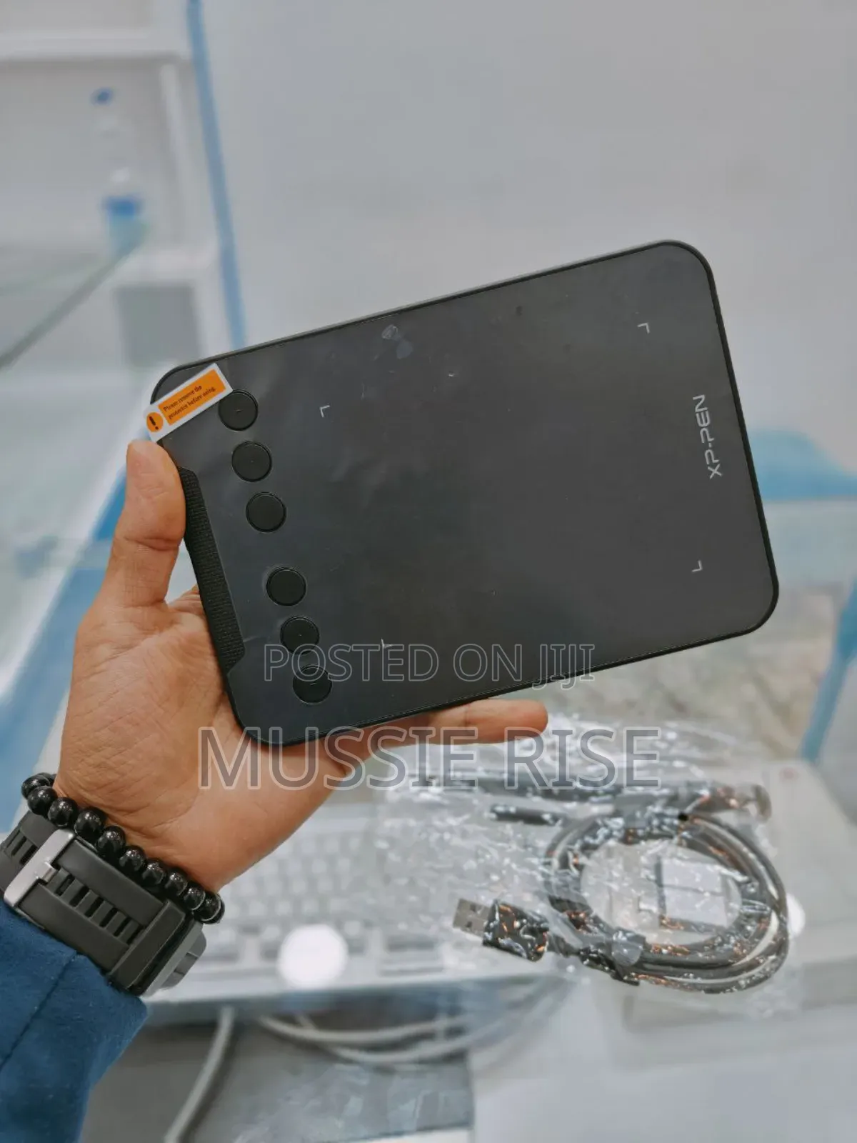 New Tablet 4 GB Black