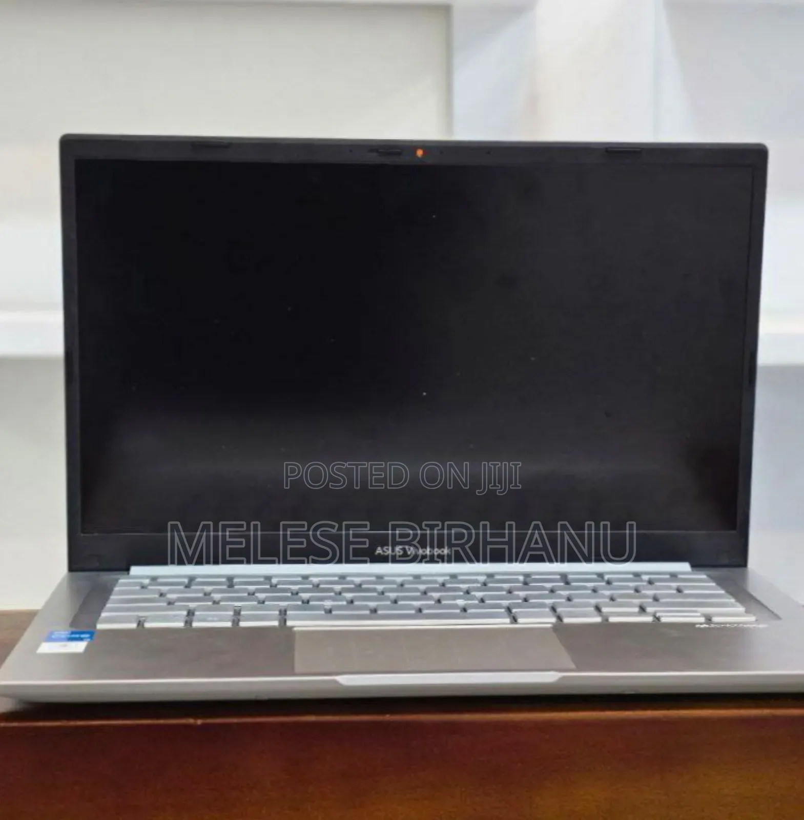 New Laptop Asus Vivobook E410M 8GB Intel Core I3 SSD 512GB