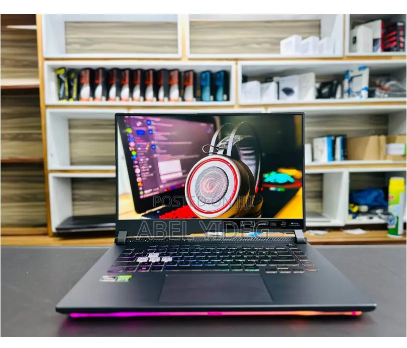 New Laptop Asus ROG Strix G15 16GB AMD Ryzen 7 SSD 1T