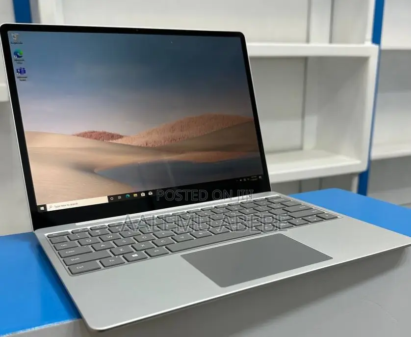 New Laptop Microsoft Surface 16GB Intel Core I5 SSD 256GB