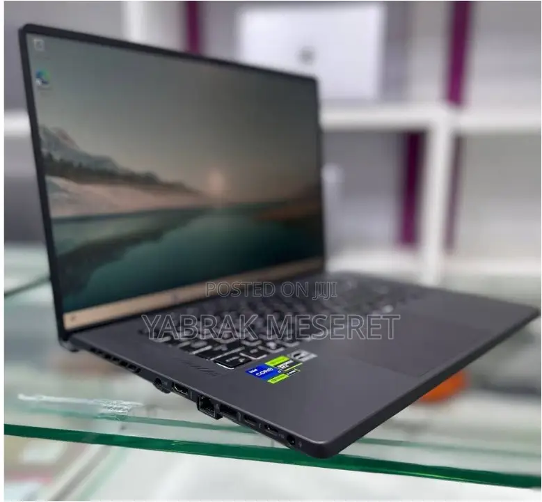 New Laptop Asus ROG Zephyrus G15 16GB Intel Core I7 SSD 512GB