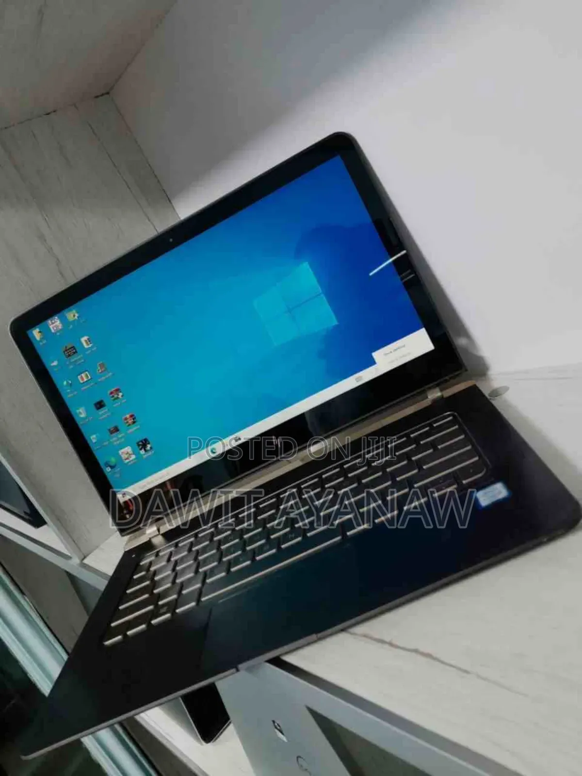 New Laptop HP Spectre 8GB Intel Core I5 SSD 256GB