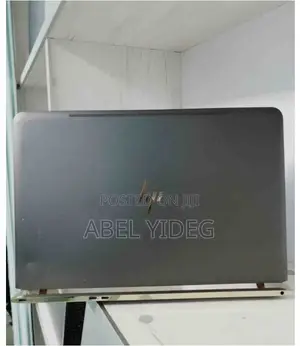 New Laptop HP Spectre 8GB Intel Core I5 SSD 256GB