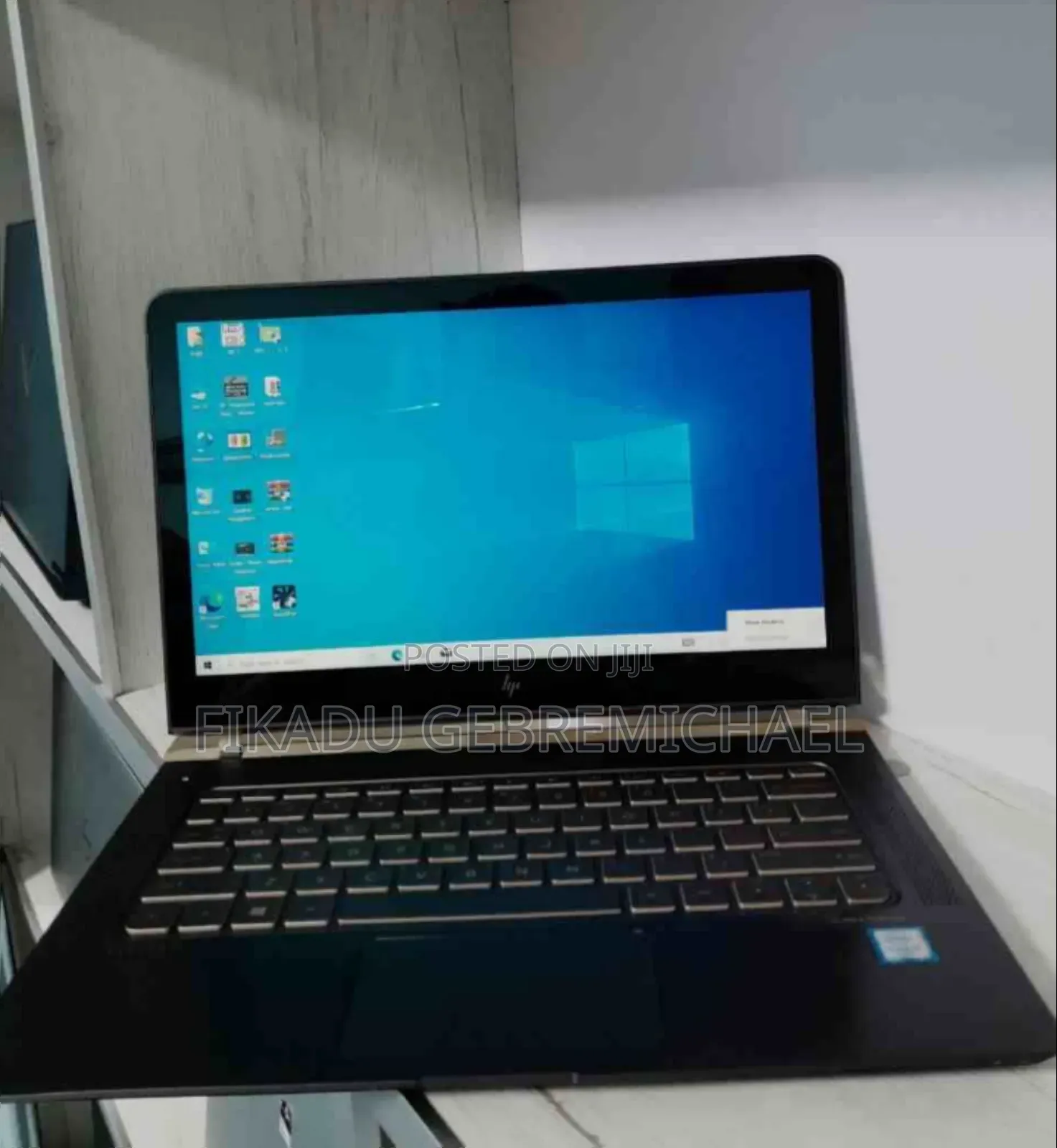 New Laptop HP Spectre 8GB Intel Core I5 SSD 256GB