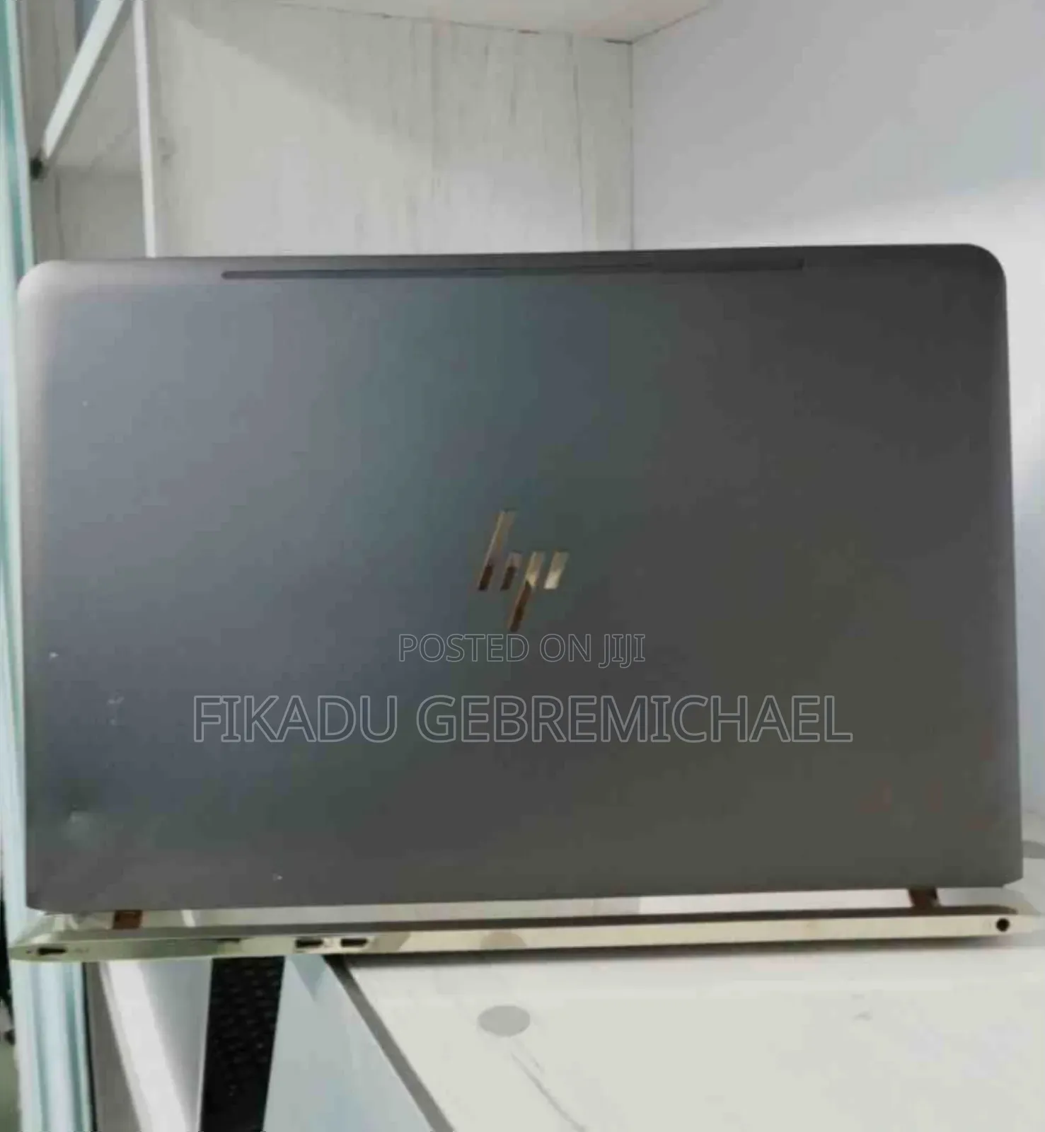 New Laptop HP Spectre 8GB Intel Core I5 SSD 256GB