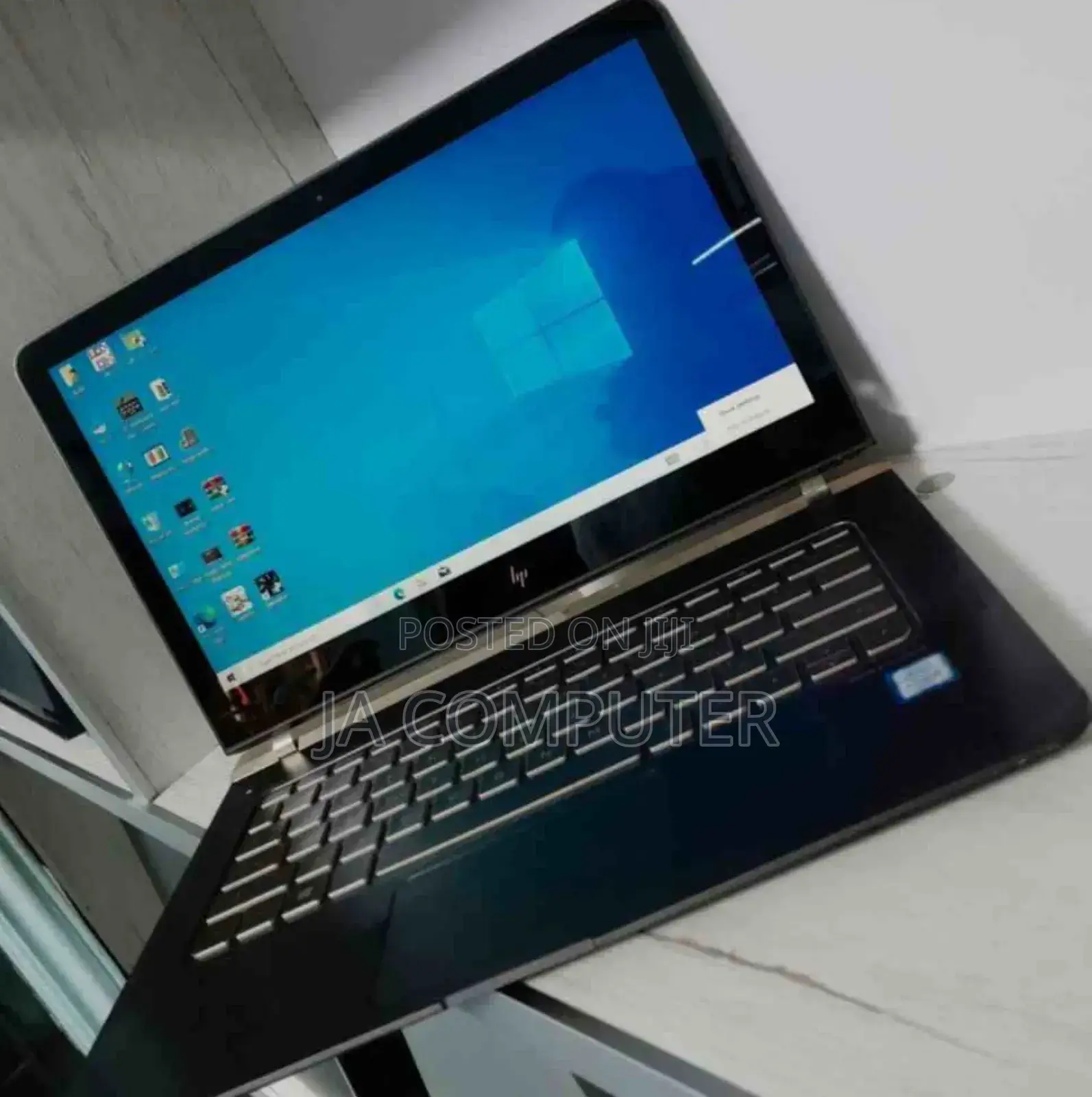 New Laptop HP Spectre 8GB Intel Core I5 SSD 256GB