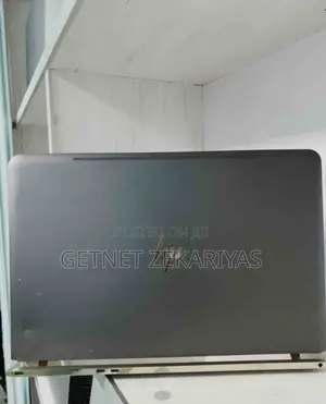 New Laptop HP Spectre 8GB Intel Core I5 SSD 256GB