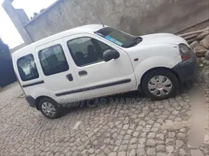 Photo - Renault Kangoo RX4 2001 White