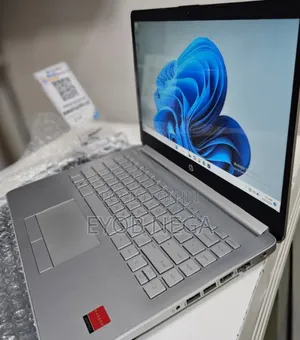 New Laptop HP Stream Notebook 8GB Intel Core I5 HDD 1T