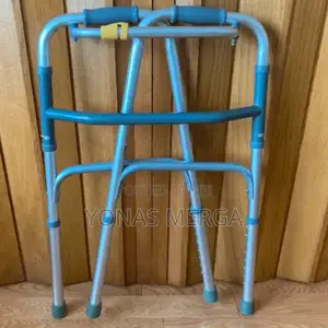 Photo - Aluminum Walker፣፦፧Walker/+_-_Walker?!¿Walker_() Walker+ወከር