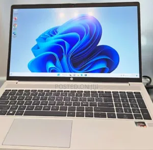 New Laptop HP ProBook 430 8GB AMD Ryzen 5 SSD 256GB