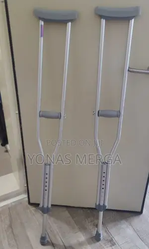 Photo - Crutches,○\Cranch☆○●{Crunch¡♤€Crutches>*?Crutches])(?ክራንች