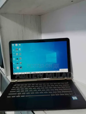 New Laptop HP Spectre 14 8GB Intel Core I5 SSD 256GB