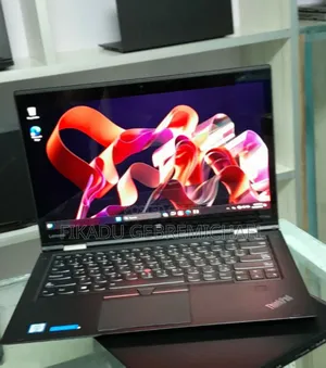 Photo - New Laptop Lenovo Thinkpad X1 Yoga 16GB Intel Core I7 SSD 512GB