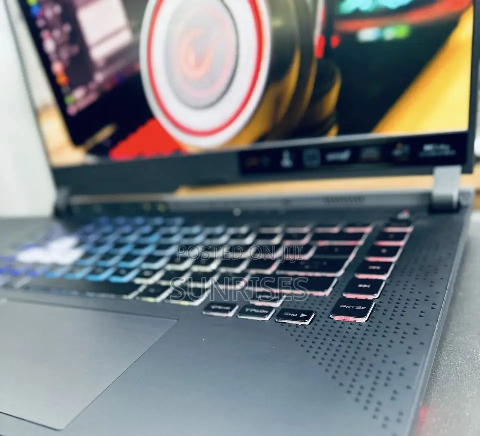 New Laptop Asus ROG Strix G15 16GB AMD Ryzen 7 SSD 1T