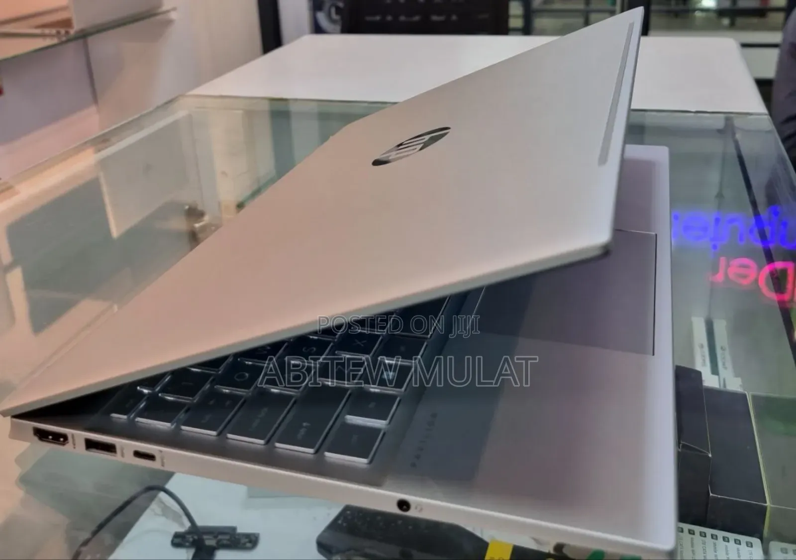 New Laptop HP Pavilion 15 8GB AMD Ryzen 5 SSD 512GB