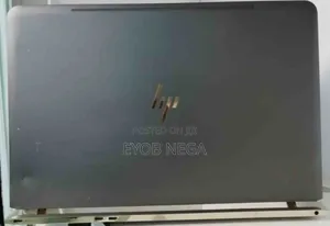 New Laptop HP Spectre 8GB Intel Core I5 SSD 256GB