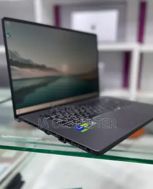 New Laptop Asus ROG Zephyrus G15 16GB Intel Core I7 SSD 512GB