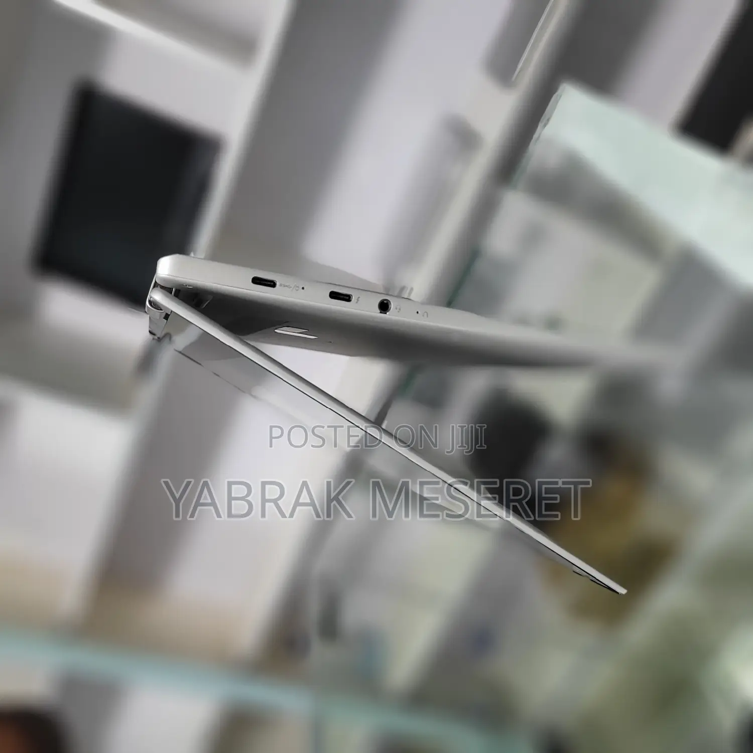 New Laptop Lenovo Yoga 730 8GB Intel Core I5 SSD 256GB