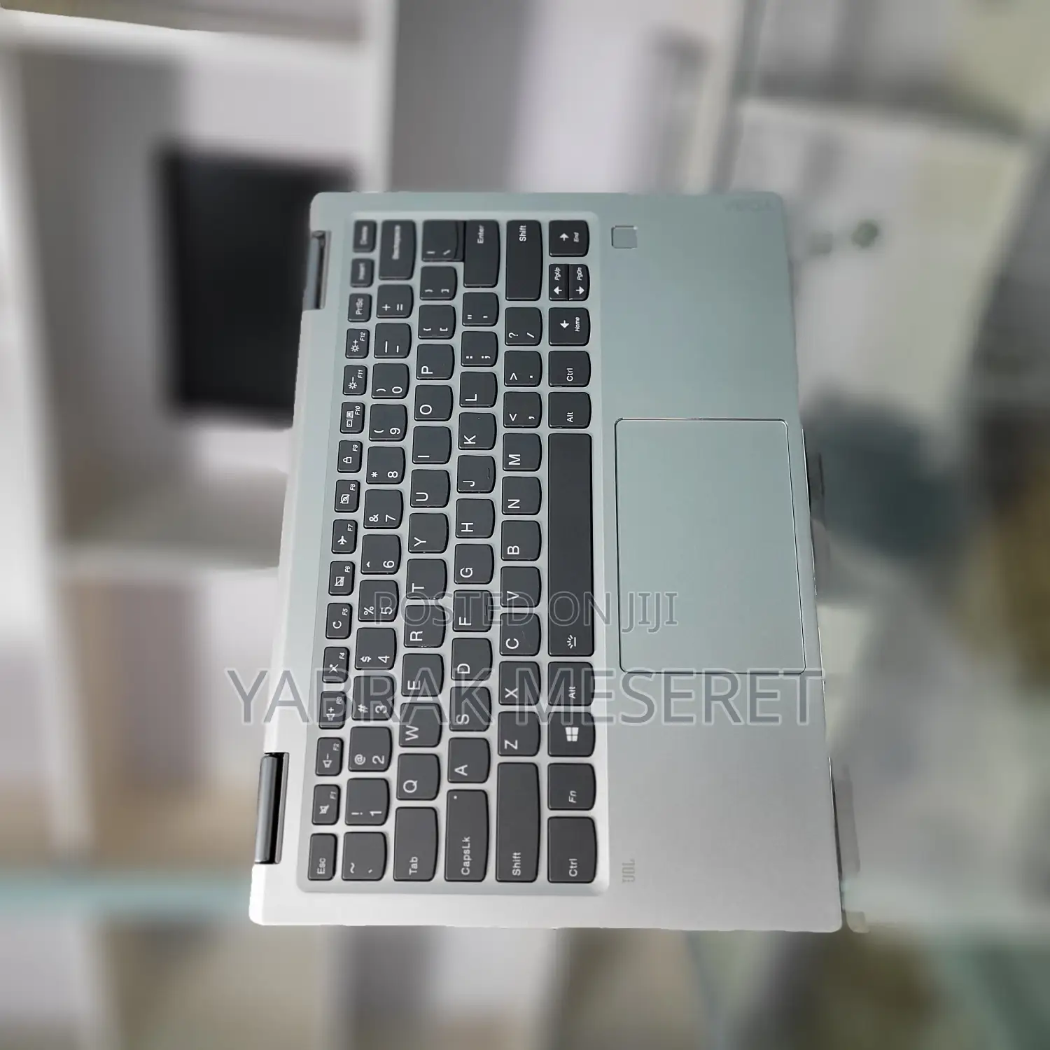 New Laptop Lenovo Yoga 730 8GB Intel Core I5 SSD 256GB